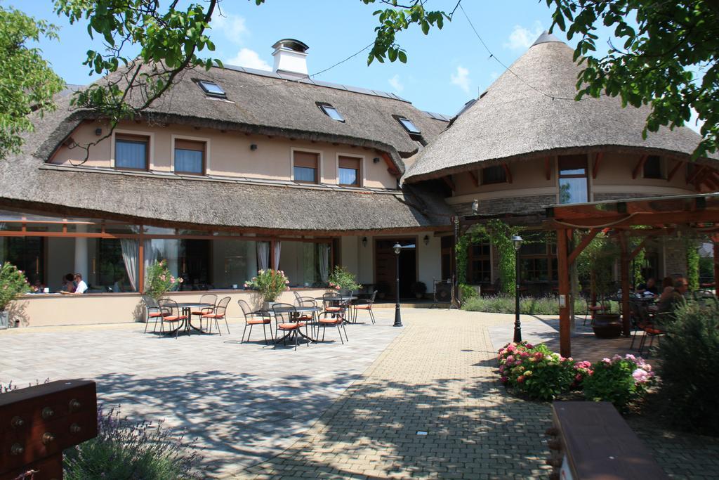 Penzion Eko Park Piestany Exterior foto